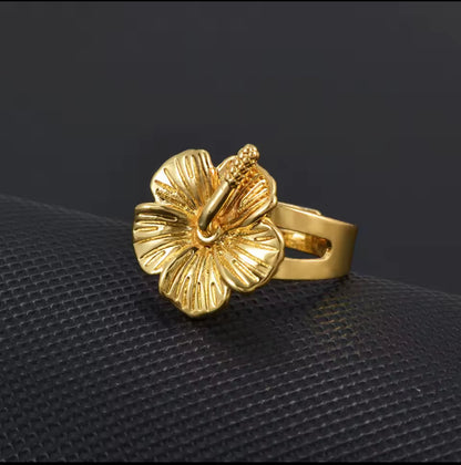 Hibiscus Ring