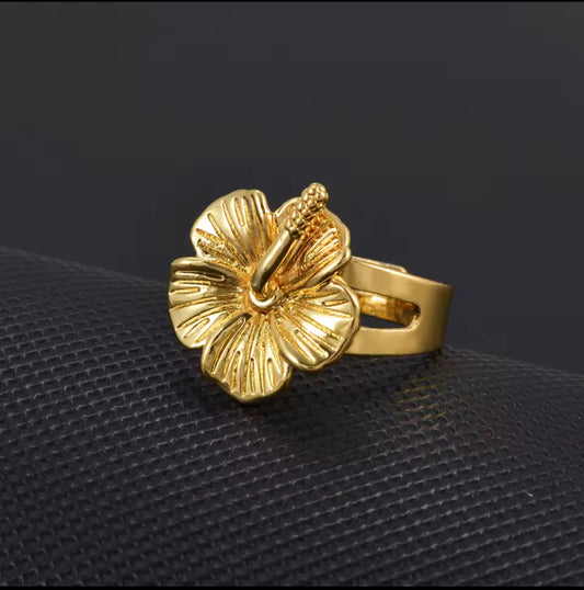Hibiscus Ring