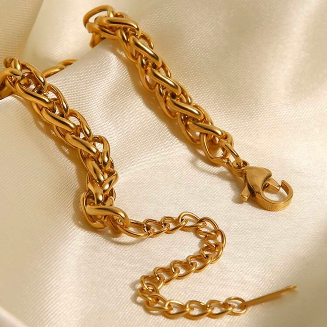 Venus Chain