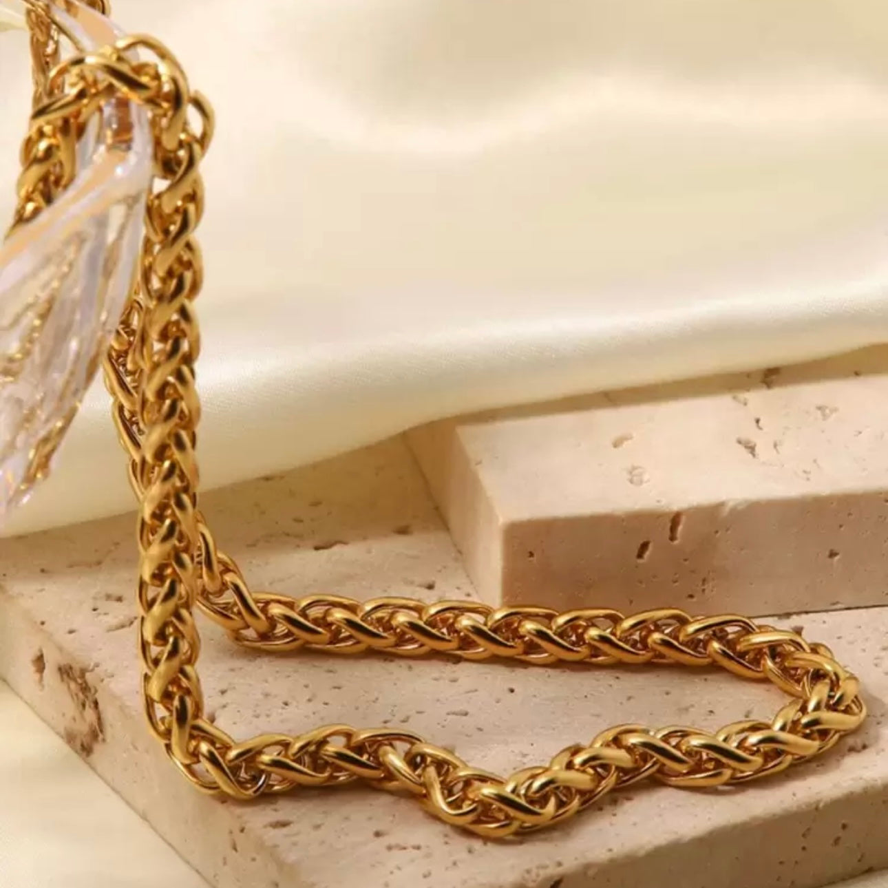 Venus Chain